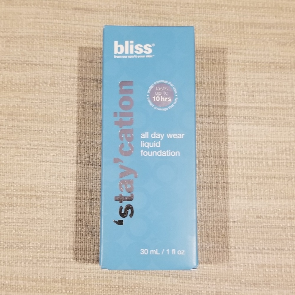 bliss 'stay'cation All Day Wear Liquid Foundation